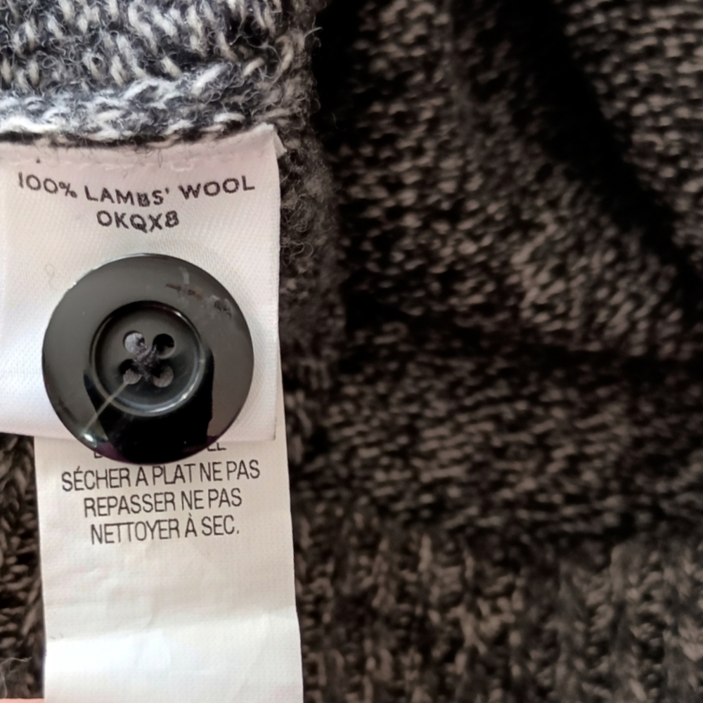 L.L. Bean Lambs Wool Shawl Collar Sweater  Sz M Pullover Warm Preppy Academia. - Picture 7 of 15